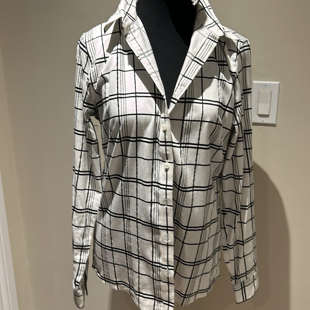 Banana Republic button down shirt - Picture 2 of 3